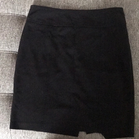 Black skirt - Picture 1 of 1